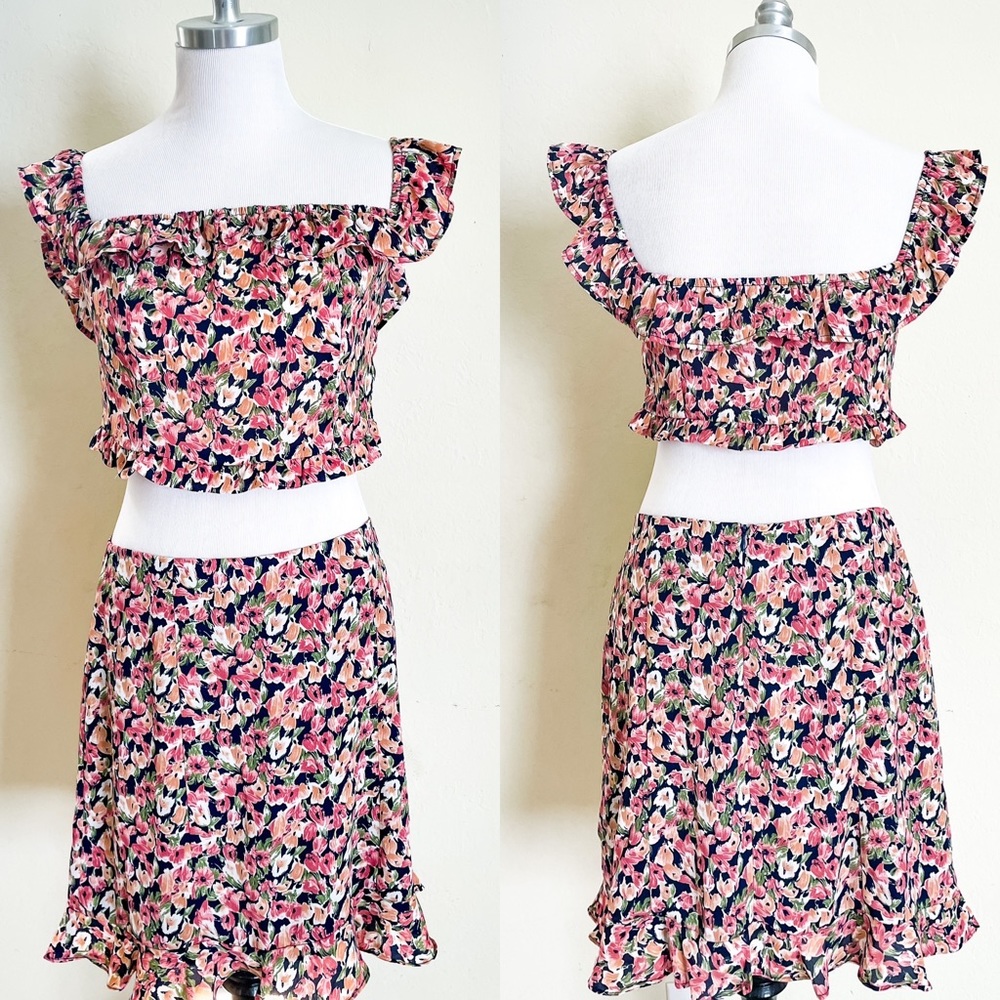 πHPπ Floral skirt & crop top set - Picture 7 of 7